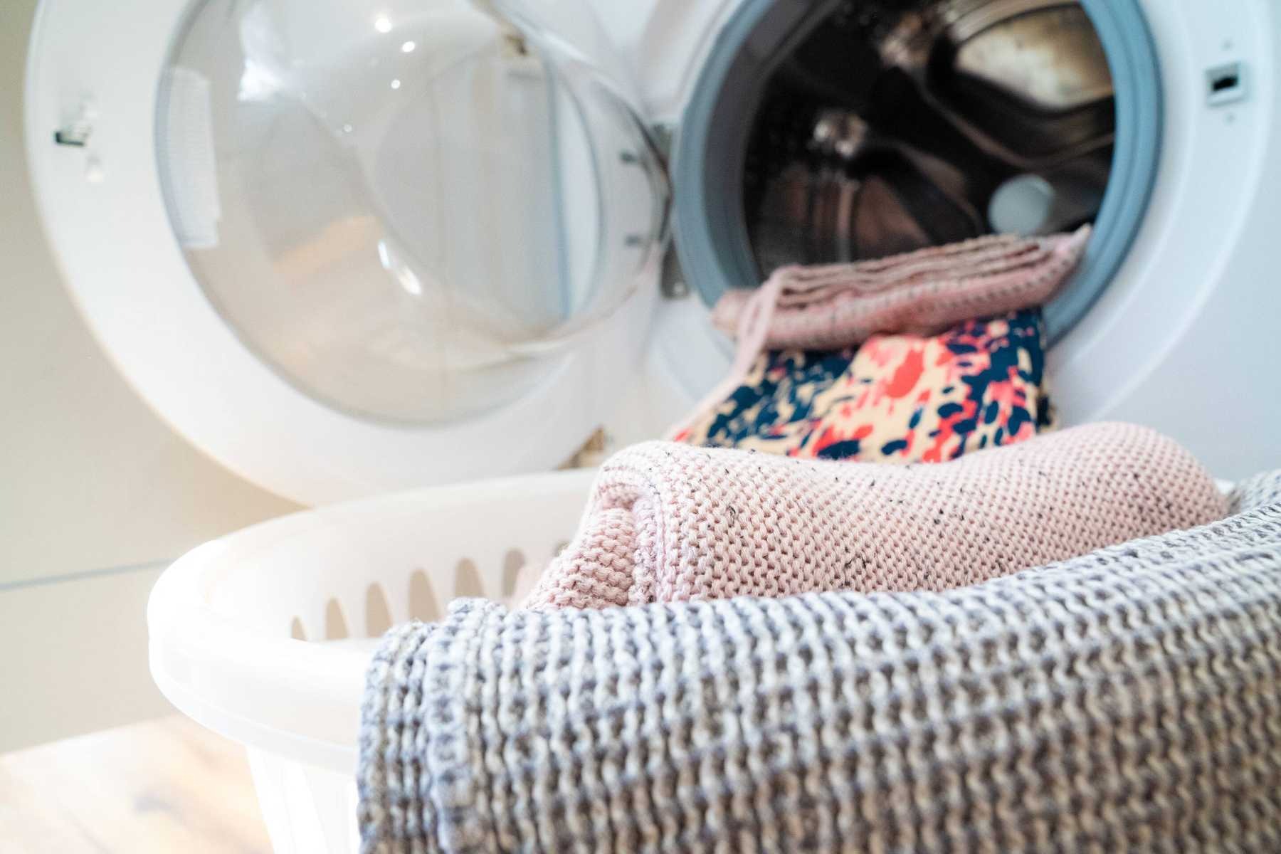 Cách giặt chiếu điều hòa bằng máy giặt
